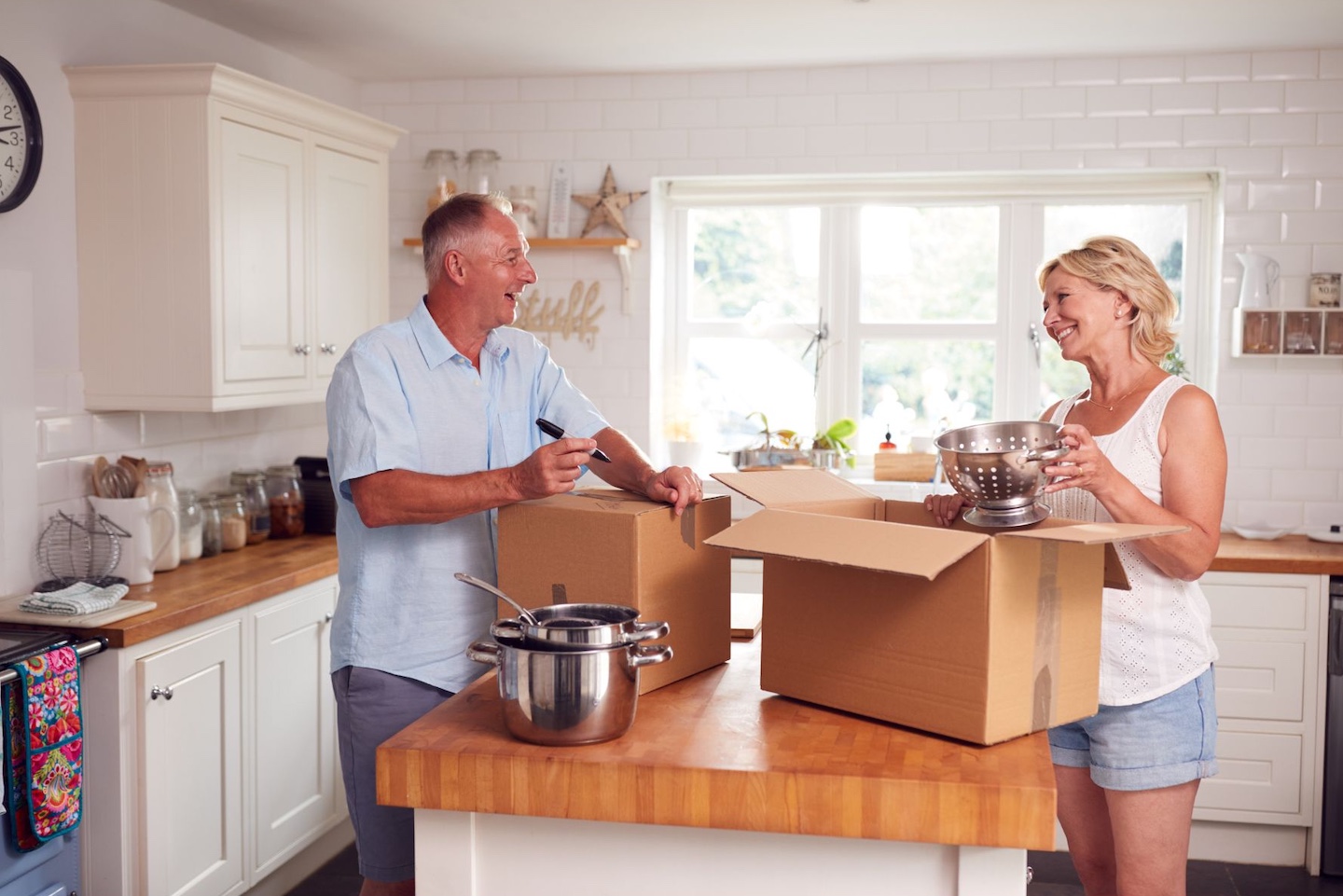 Mature couple downsizing a home