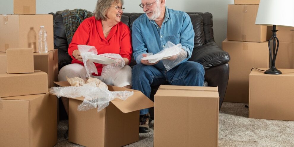 Untitled design – 5 Couple making decisions while moving